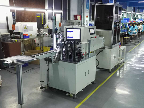 探索非標(biāo)自動(dòng)化設(shè)備 以耳機(jī)產(chǎn)品組裝為例看定制機(jī)械設(shè)備的創(chuàng)新與價(jià)值